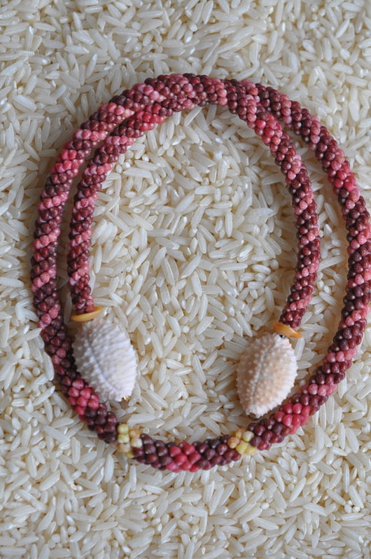Niihau Shell Necklace, Momi Shell Lei Gorgeous Necklace, Shell Necklace,  Hawaiian Shell Jewellery, Coral Coloured Shell Necklace - Etsy
